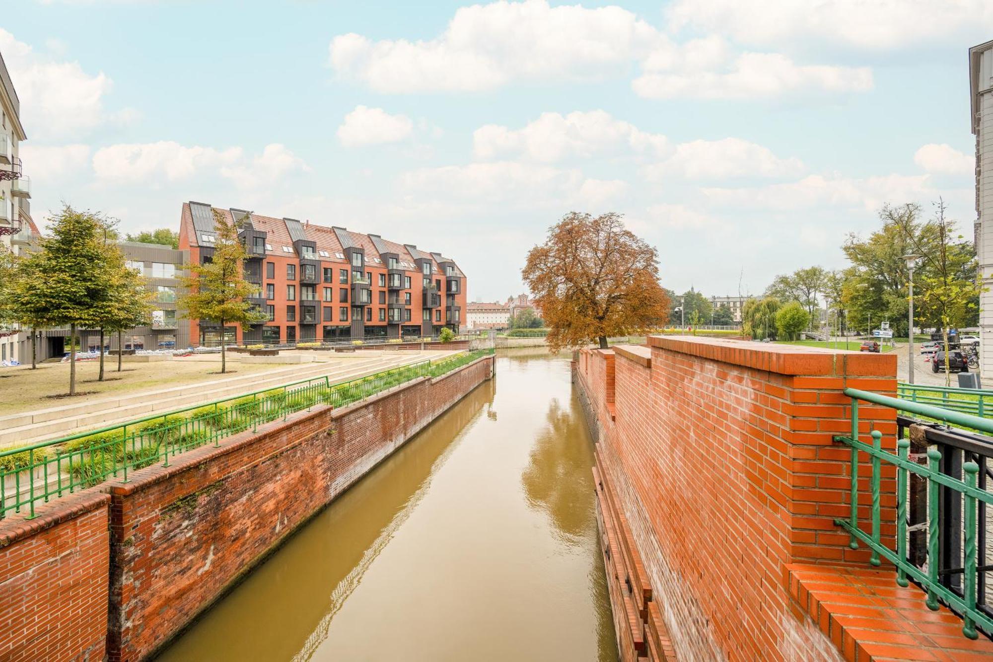 Eleganckie Studia Wyspa Slodowa By Noclegi Renters Wrocław Exterior foto